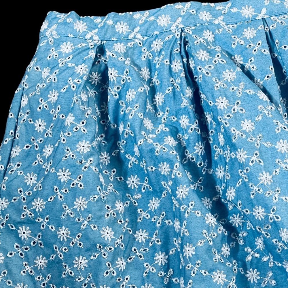 Unique Vintage Chambray Floral Denim Eyelet Jayne Swing Skirt Size 4X NWT - Picture 6 of 16